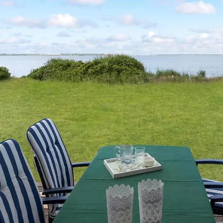 Gorgeous In With Kitchen Сasa de vacaciones Martofte
